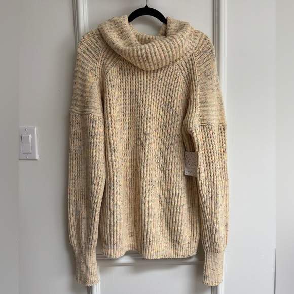 Free People Sweaters - NWT Free People Knitted Sweater